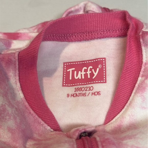 Tuffy Pink Tie-Dye Baby sleeper with embroidered butterfly - Picture 2 of 4